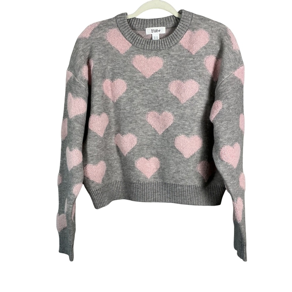 True Heart Grey Pink Heart Intarsia Knit Crewneck Sweater Size M 77748J